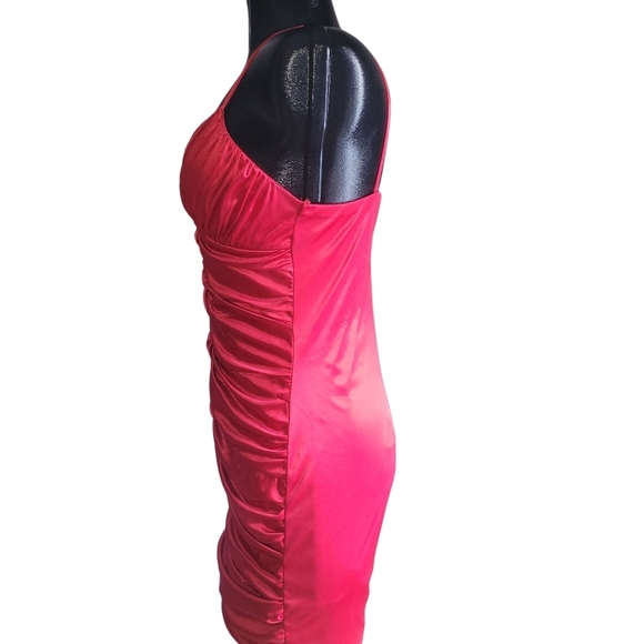 City Triangles Red Ruched Bodycon Cocktail Dress L - Picture 5 of 8